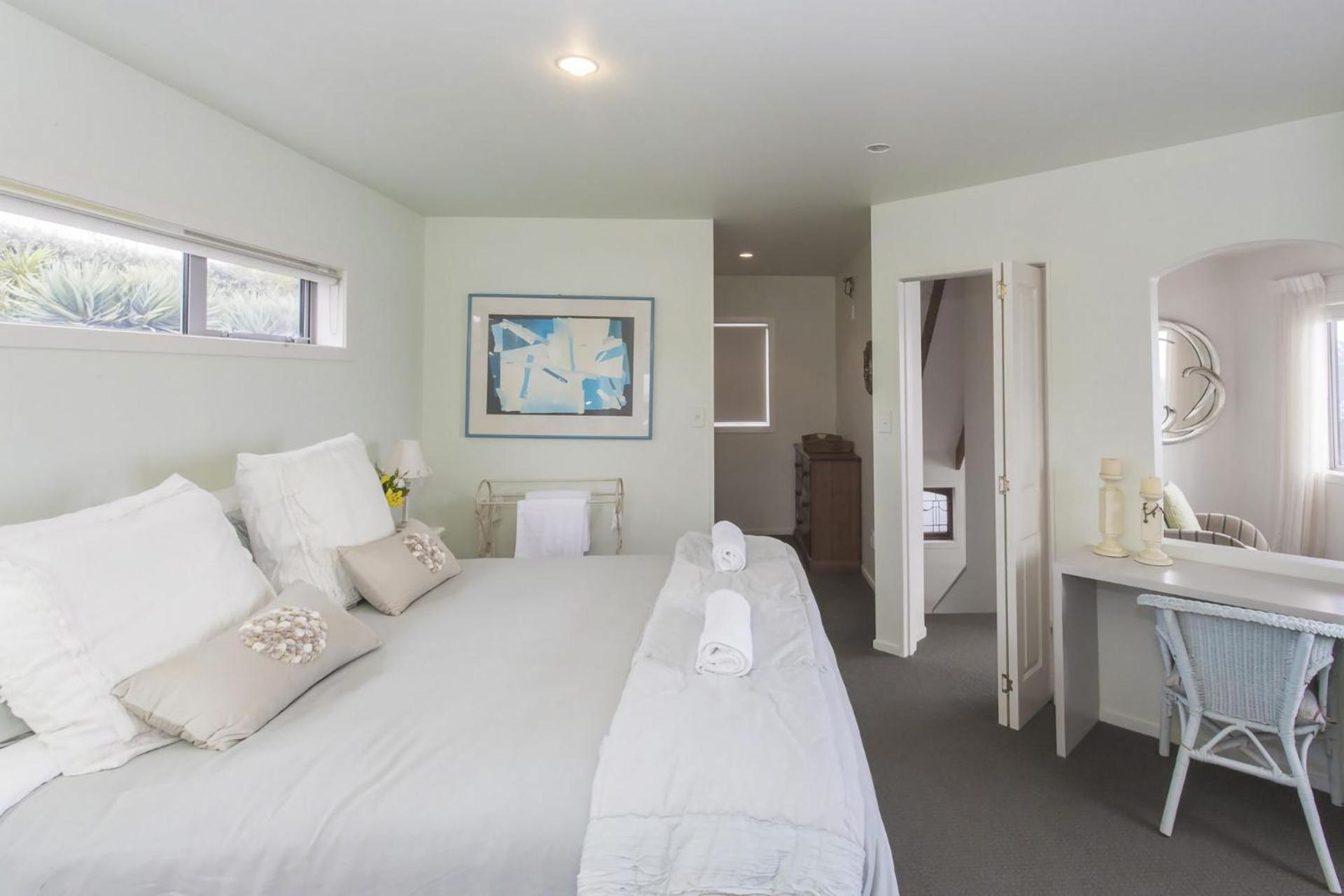 Chester Cottage Beachfront Oakura Kültér fotó
