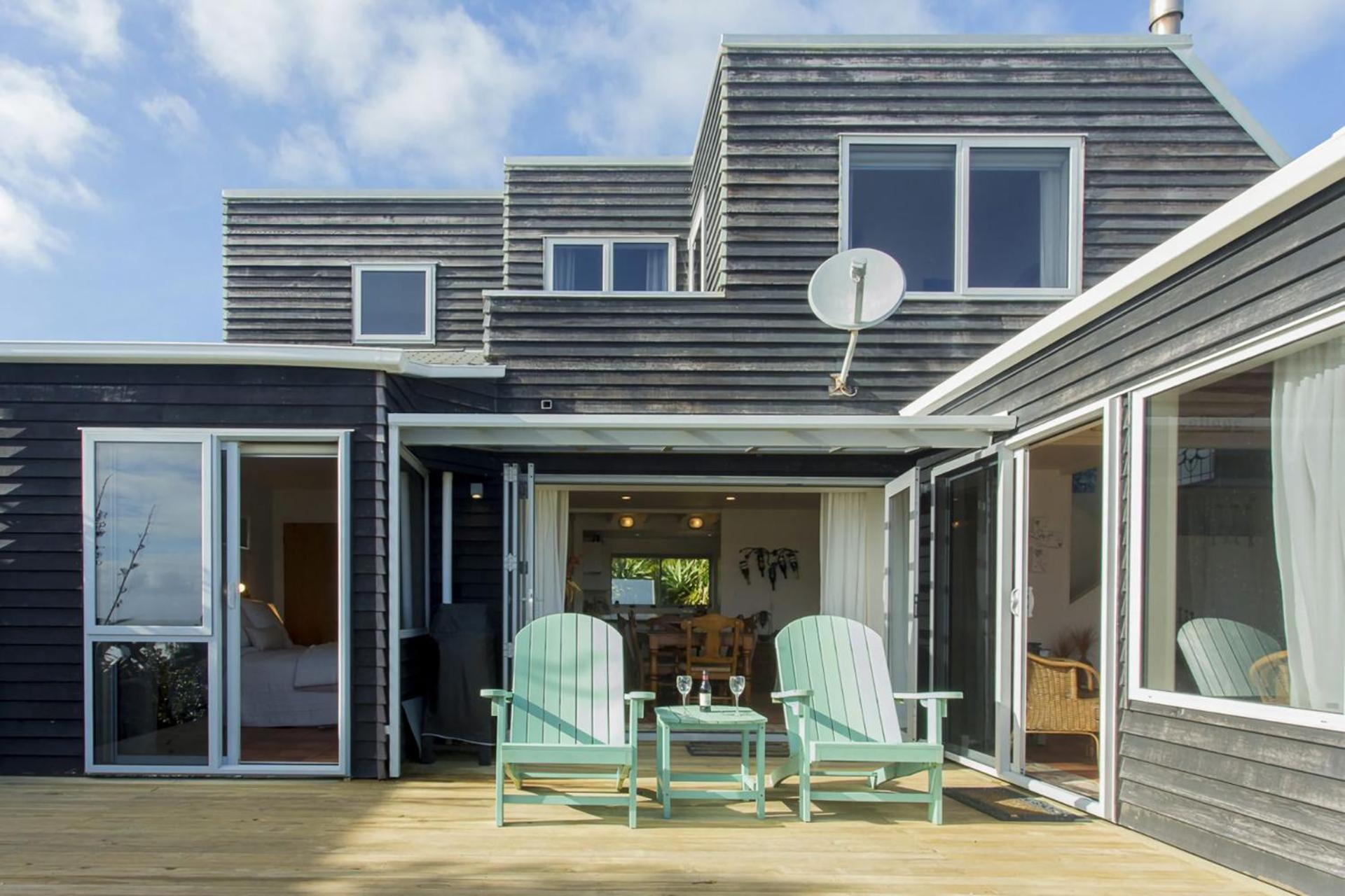 Chester Cottage Beachfront Oakura Kültér fotó